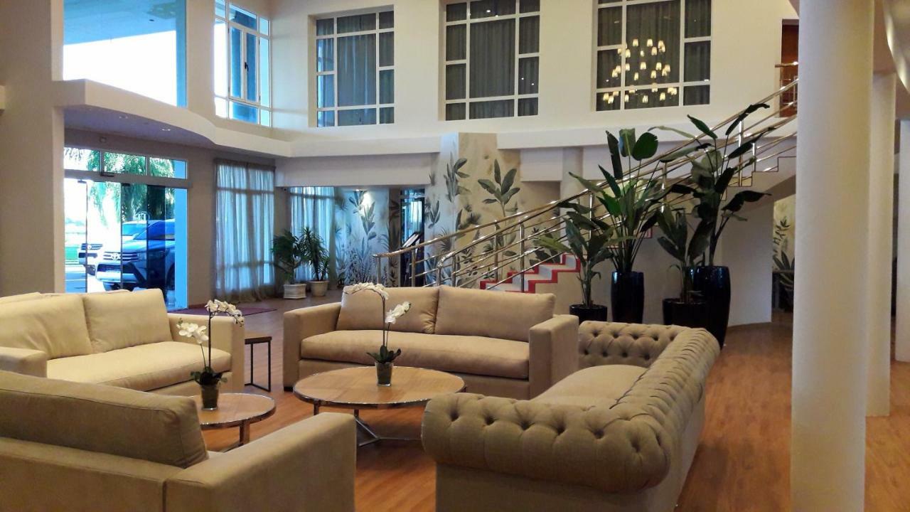 Catange Hotel Charata Dış mekan fotoğraf